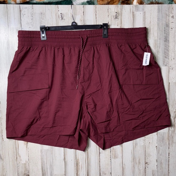 Old Navy Pants - Old Navy Strechtech Dry Quick Burgundy Active Shorts Size 3X NWT!